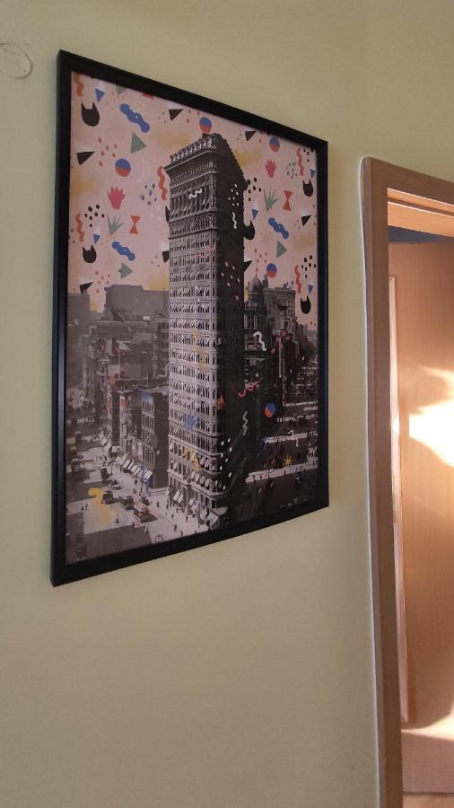 Elegant Escape Apartment - Free Parking, Easy Access To City Centre Bratislava Extérieur photo